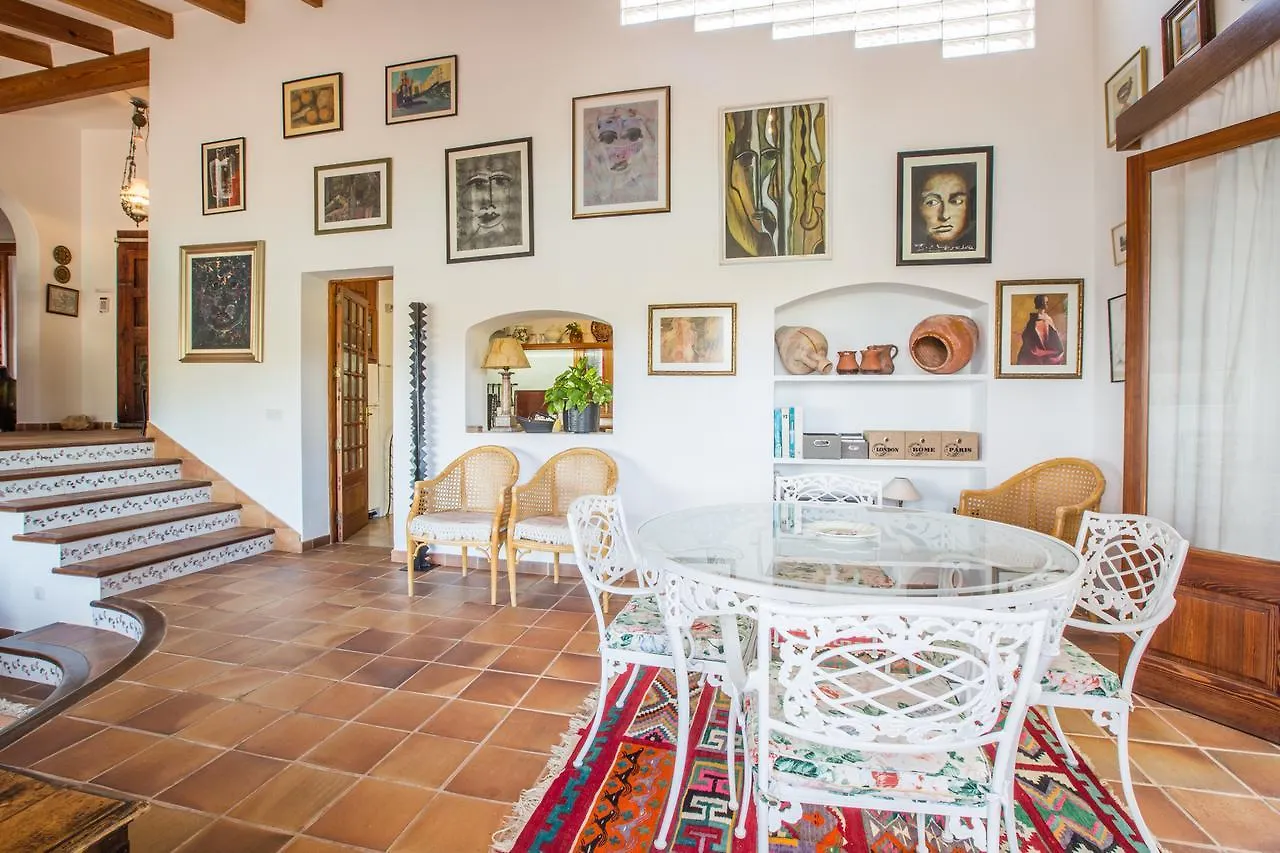 Chalet Villa Es Mirador Cala Mandia